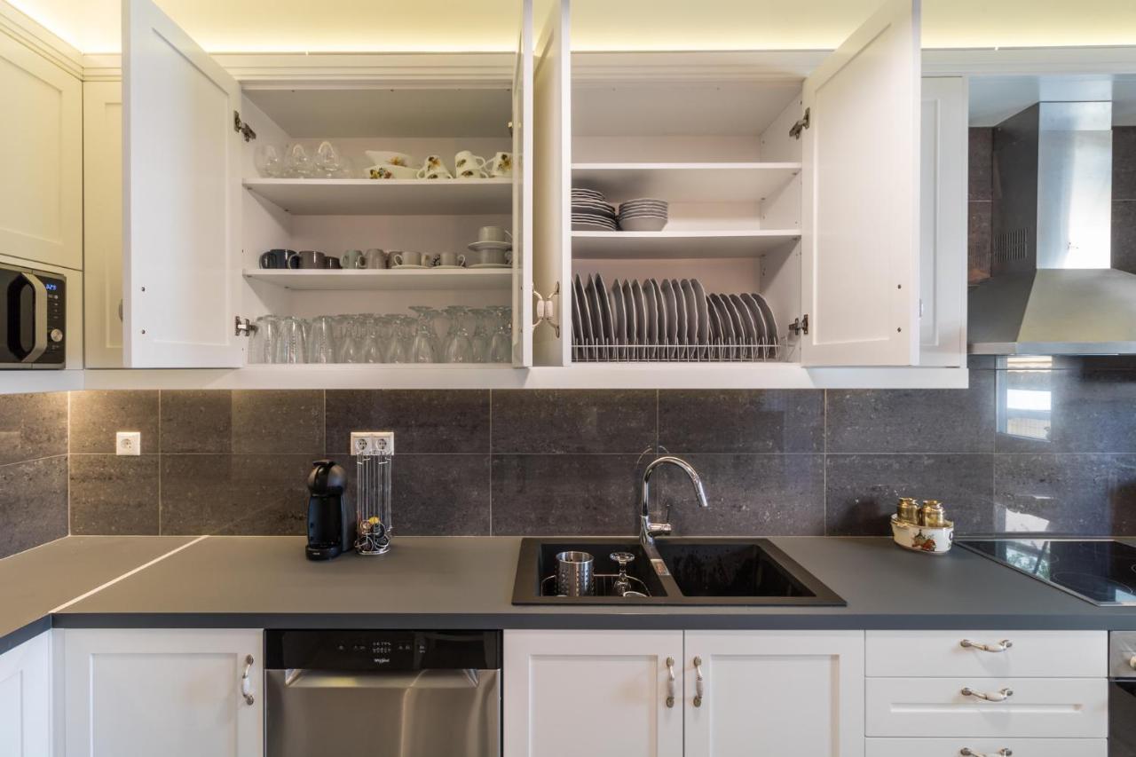 Comfortable And Spacious 2 Bdr Apt Афіни Екстер'єр фото